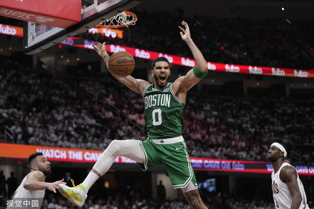 着明显优势 着明显优势