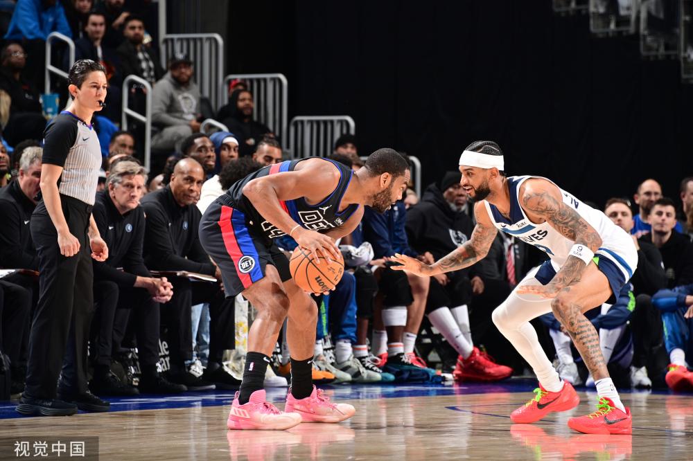 社交媒体上 社交媒体上