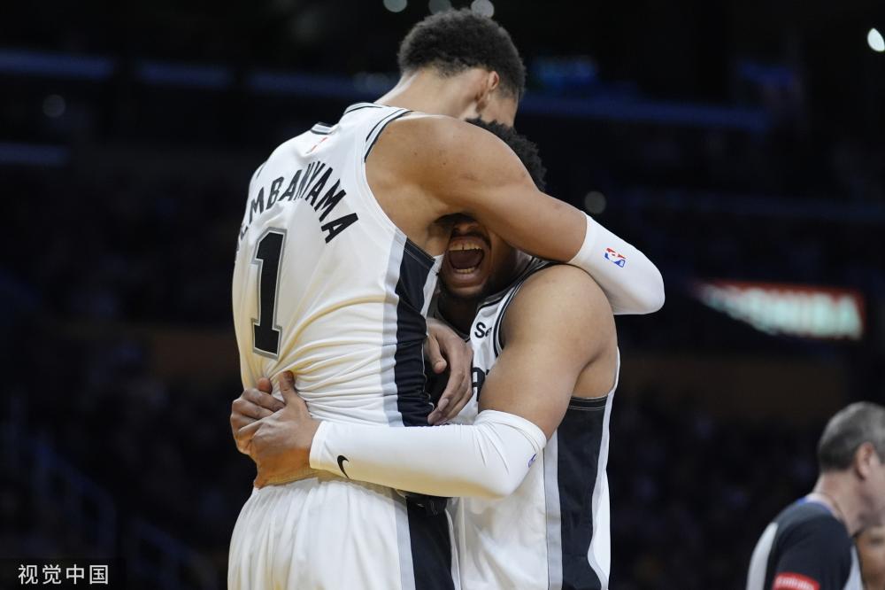 撕裂与半月 撕裂与半月