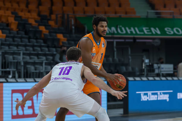 让客队门将 让客队门将